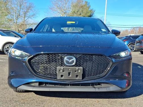 2023 Mazda Mazda3 FWD w/Preferred Package