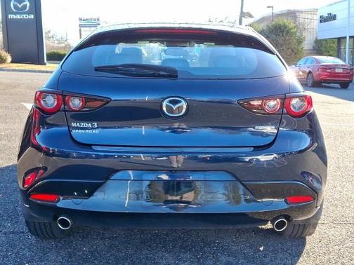 2023 Mazda Mazda3 FWD w/Preferred Package