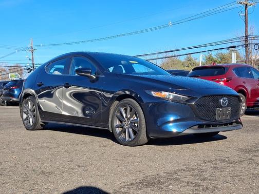 2023 Mazda Mazda3 FWD w/Preferred Package