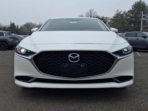 2023 Mazda Mazda3 FWD w/Preferred Package