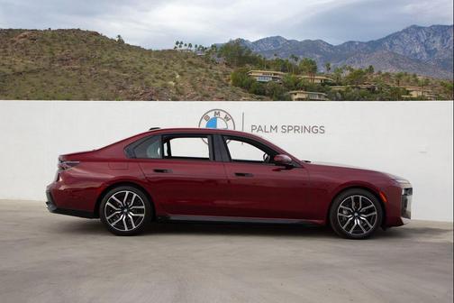 2023 BMW 760 i xDrive