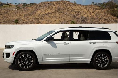 2023 Jeep Grand Cherokee L Overland