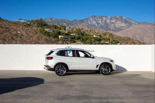 2026 BMW X5 sDrive40i