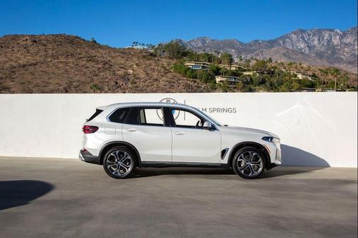 2026 BMW X5 sDrive40i