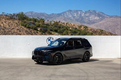 2026 BMW X7 M60i