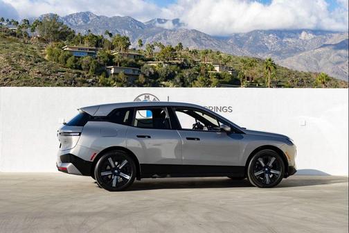 2023 BMW iX xDrive50