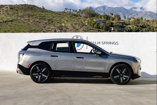 2023 BMW iX xDrive50