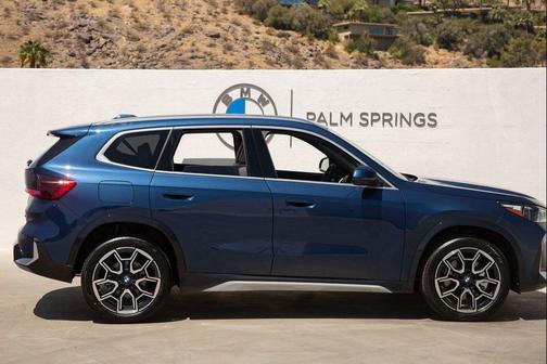 Phytonic Blue Metallic 2025 BMW X1 xDrive28i
