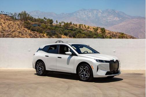 2026 BMW iX xDrive45