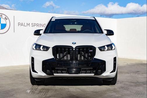 2024 BMW X5 M60i