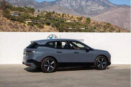 2022 BMW iX xDrive50