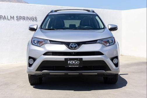 2017 Toyota RAV4 Platinum