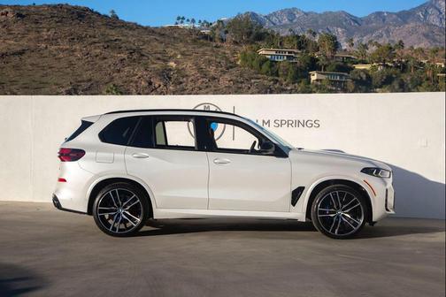 2026 BMW X5 M60i
