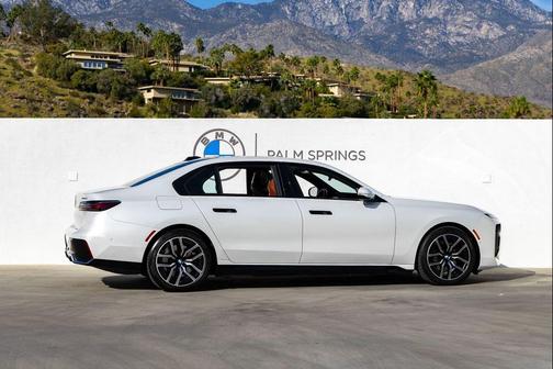 2023 BMW i7 xDrive60