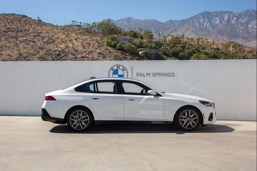 2026 BMW i5 eDrive40