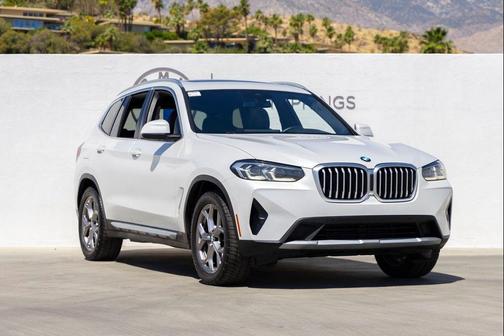 Mineral White Metallic 2022 BMW X3 xDrive30i