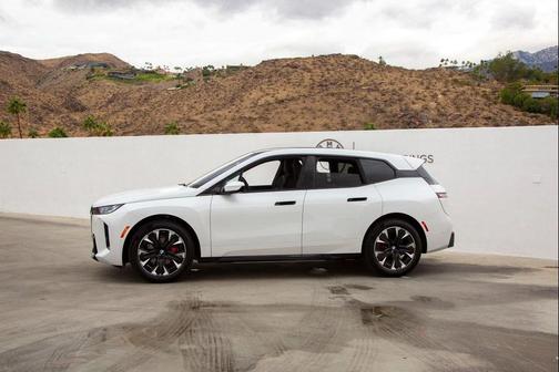 Mineral White Metallic 2026 BMW iX xDrive60