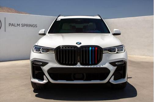 2021 BMW X7 M50i