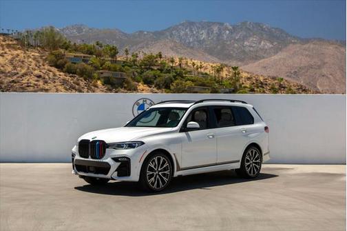 2021 BMW X7 M50i