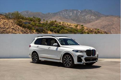 2021 BMW X7 M50i