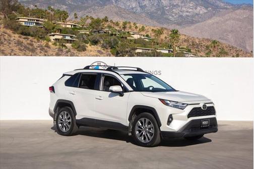 2022 Toyota RAV4 XLE Premium