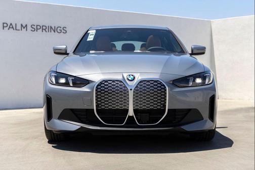 Skyscraper Grey Metallic 2026 BMW i4 Gran Coupe eDrive40