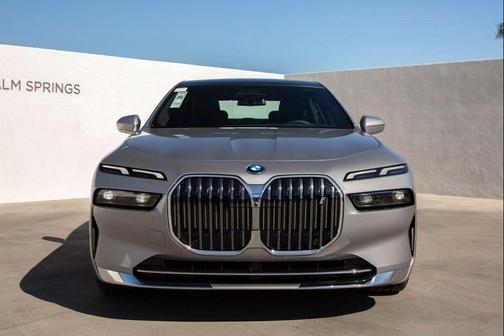 2025 BMW i7 xDrive60
