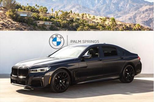 2022 BMW 740 i