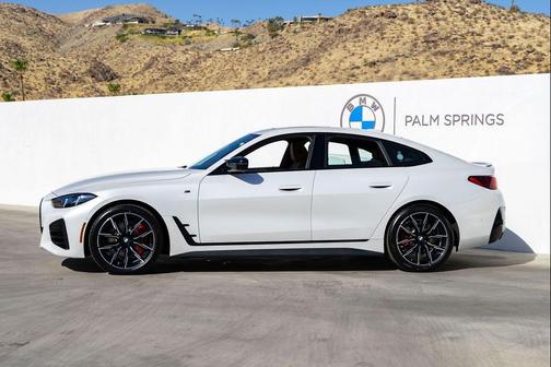 Mineral White Metallic 2026 BMW M440 i