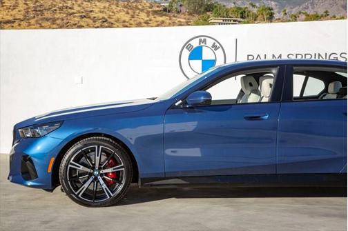 2025 BMW 530 i