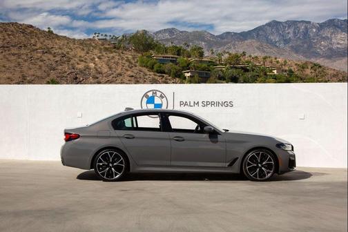 2022 BMW 540 i