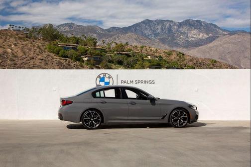 2022 BMW 540 i