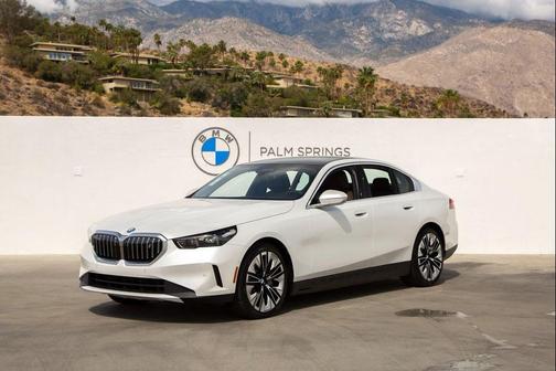 2025 BMW i5 eDrive40