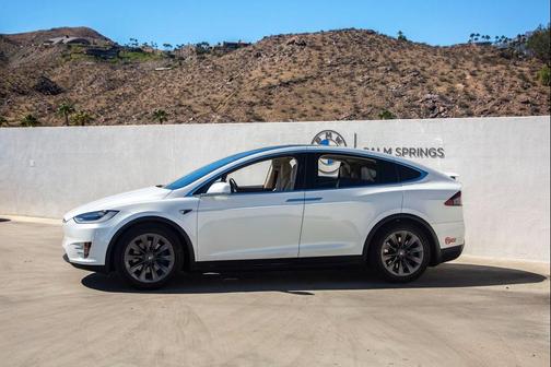 2017 Tesla Model X 75D