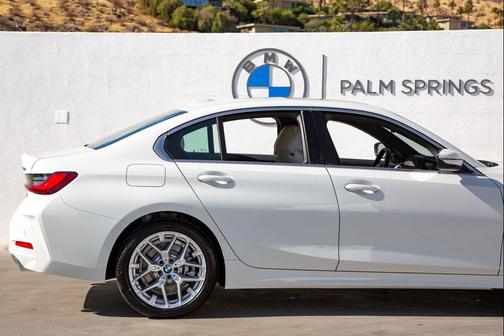 2025 BMW 330 i