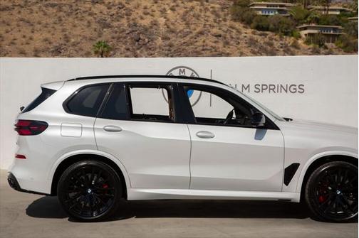 2026 BMW X5 M60i