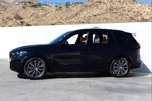 Carbon Black Metallic 2026 BMW X5 PHEV xDrive50e