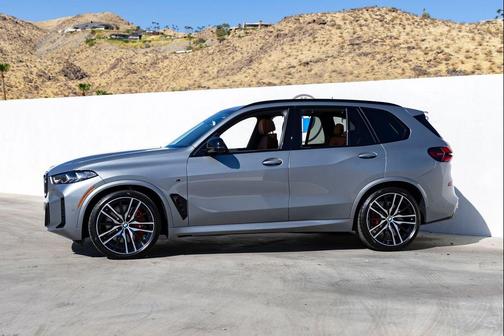Skyscraper Grey Metallic 2026 BMW X5 M60i