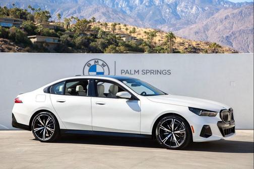 2025 BMW 530 i