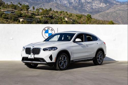 2025 BMW X4 xDrive30i