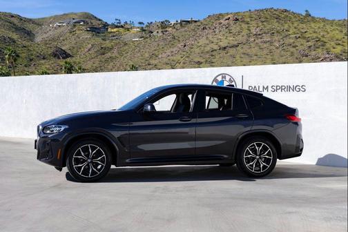 2025 BMW X4 xDrive30i