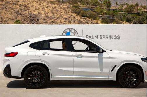 2023 BMW X4 M40i