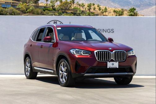 Aventurin Red Metallic 2023 BMW X3 xDrive30i