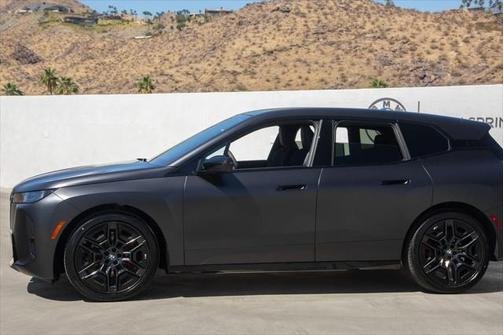 2026 BMW iX M70