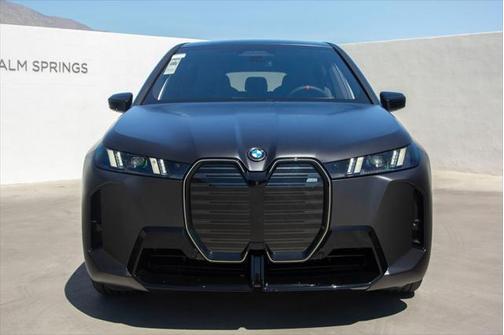 2026 BMW iX M70