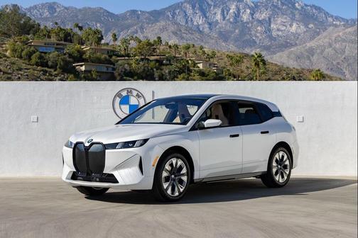 2026 BMW iX xDrive45