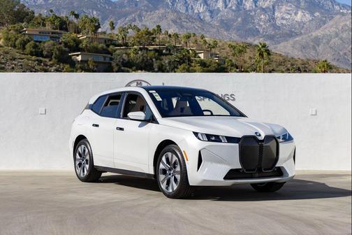 2026 BMW iX xDrive45