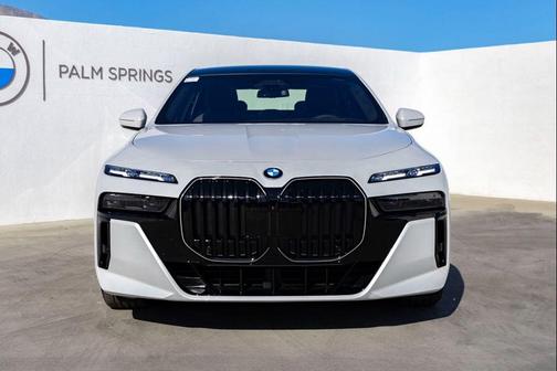 2026 BMW 760 xDrive