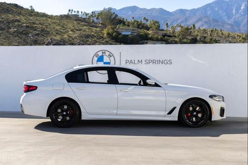 2023 BMW 530 i