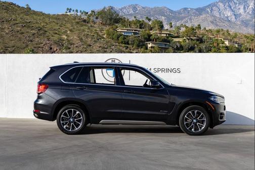 2015 BMW X5 xDrive50i